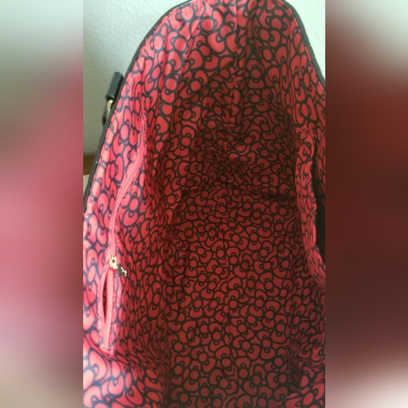 Loungefly Sanrio Hello Kitty Embossed Bows Large Black Tote - Picture 3 of 4